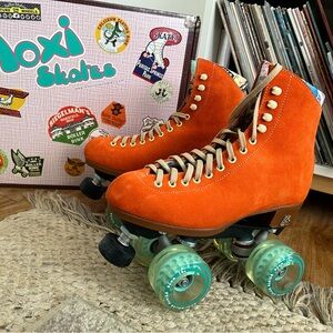 Moxi Skates - Lolly Clementine Size 6